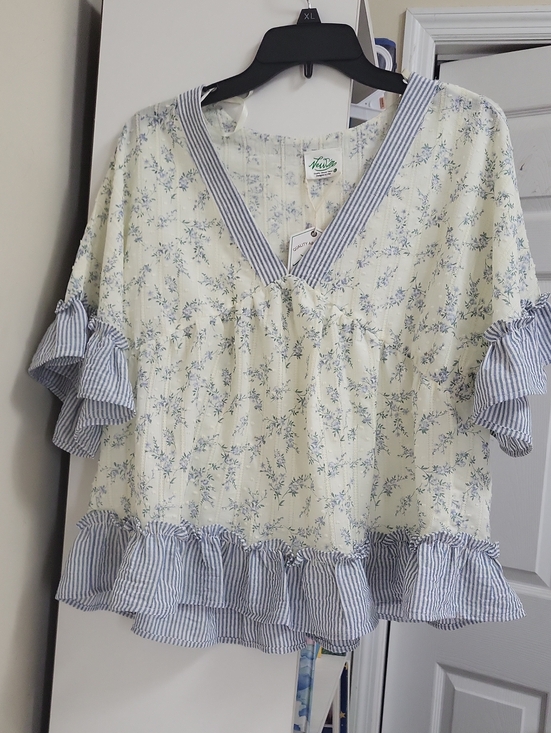 NEWME Tops - Nautica Cream & Blue Floral Ruffle Tunic
